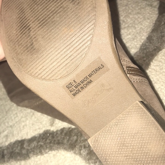 Quips knee high shoes - Picture 2 of 2